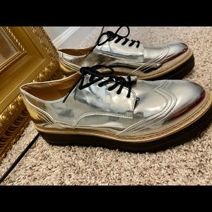 STEVE MADDEN SILVER SHOES